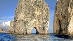 Capri-Stacks
