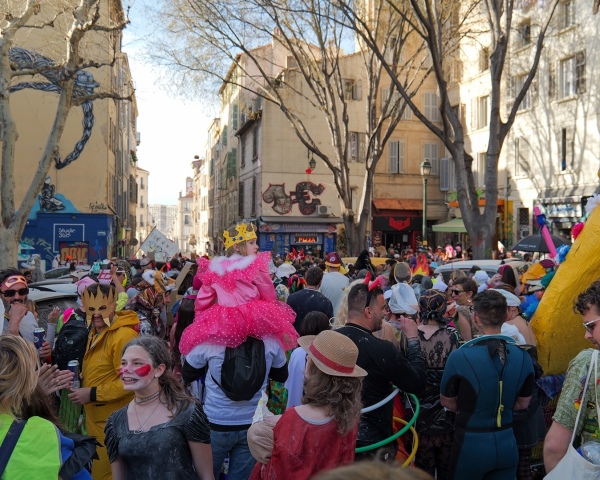 CARNAVAL MARSEILLE La Plaine centre ville