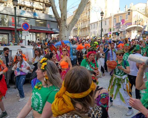 CARNAVAL MARSEILLE La Plaine cours julien