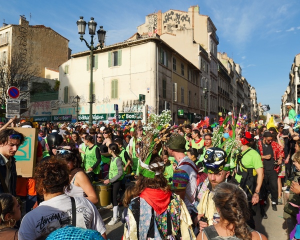 CARNAVAL MARSEILLE La Plaine manifestation