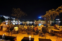 Terrasse en bord de lac Hanoi