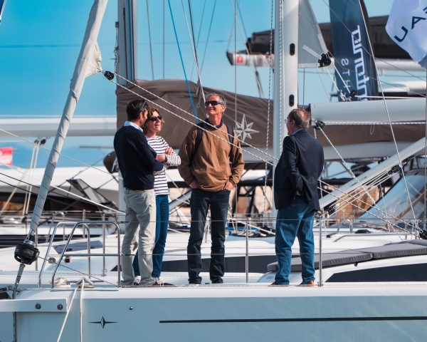 Les Nauticales business