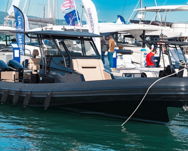 Les Nauticales port