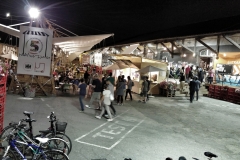 Mercato à Navigli Milan