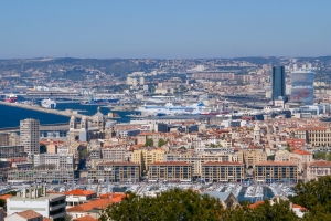 Notre Dame de la Garde Marseille port de croisière