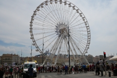 Foule Vieux POrt TDF Marseille