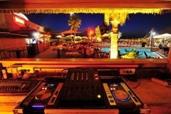 Sport's Beach Café