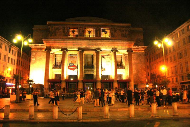 Parvis opéra de Marseille