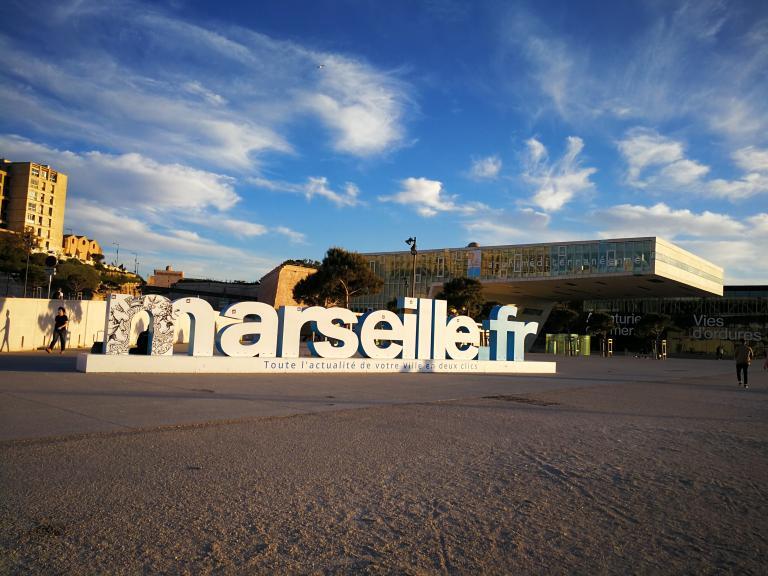 Consigne à bagages à Marseille Bag Mobile