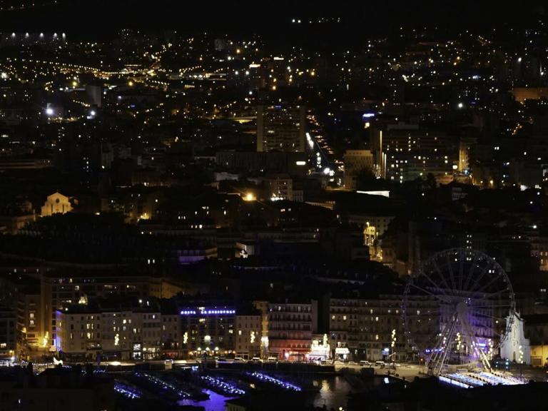 Photos de Marseille nocturne 2018 ou Marseille by night ?