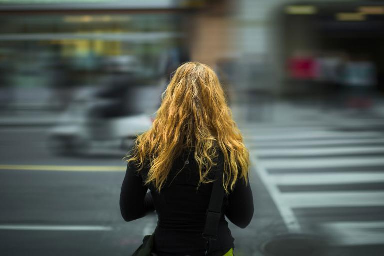 ﻿Un petit bluff qui marche toujours pour aborder une séduisante inconnue