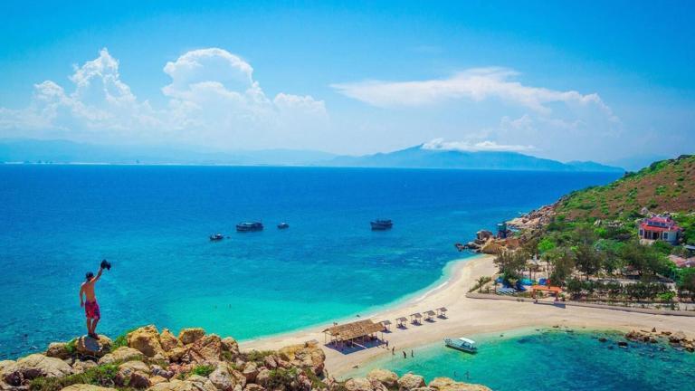 Hon Yen, une danse de poissons exotiques se déroule au large de l’îlot du Vietnam