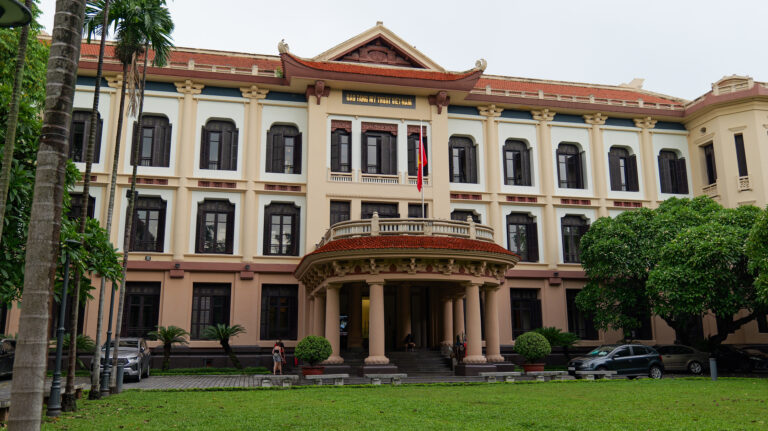 Musée des Arts du Vietnam façade