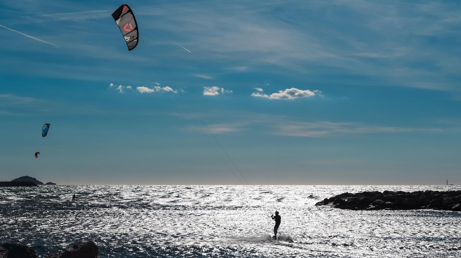 kitesurf à Marseille ciel