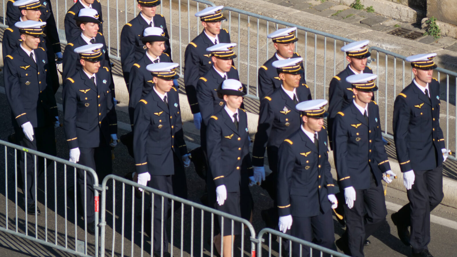 défilé du 14 juillet à Marseille militaire