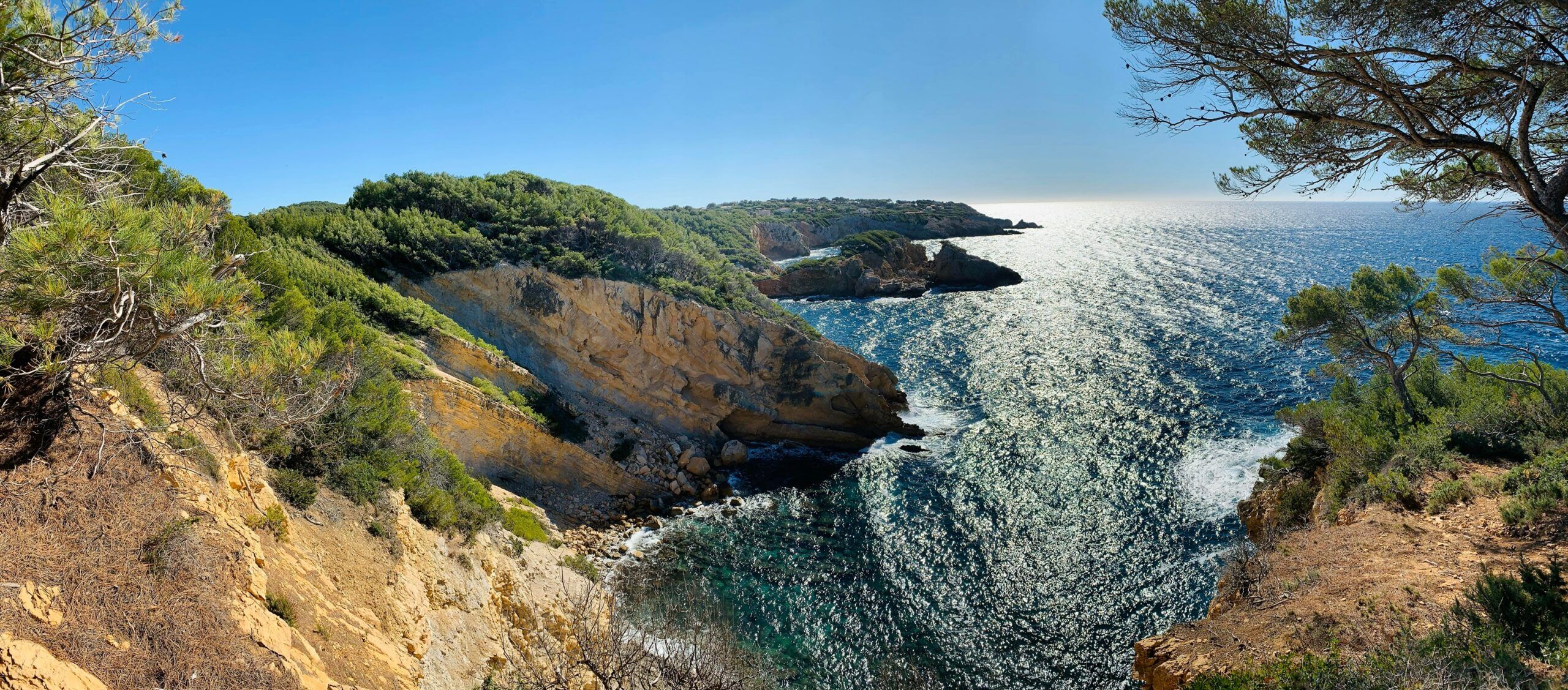 Sentier Du Littoral Entre Bandol Et St Cyr Sur Mer