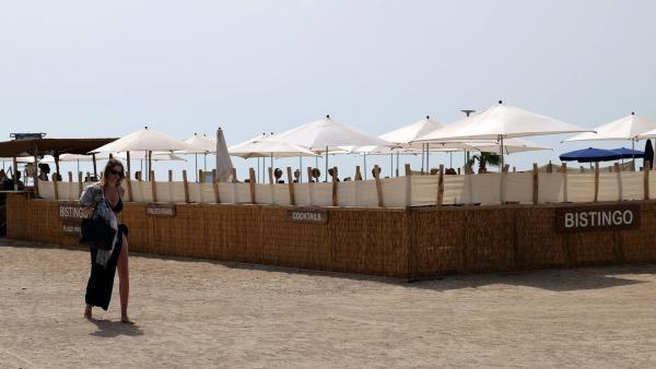 escale market plage