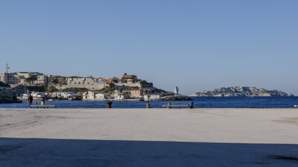 esplanade J 4 autour du mucem