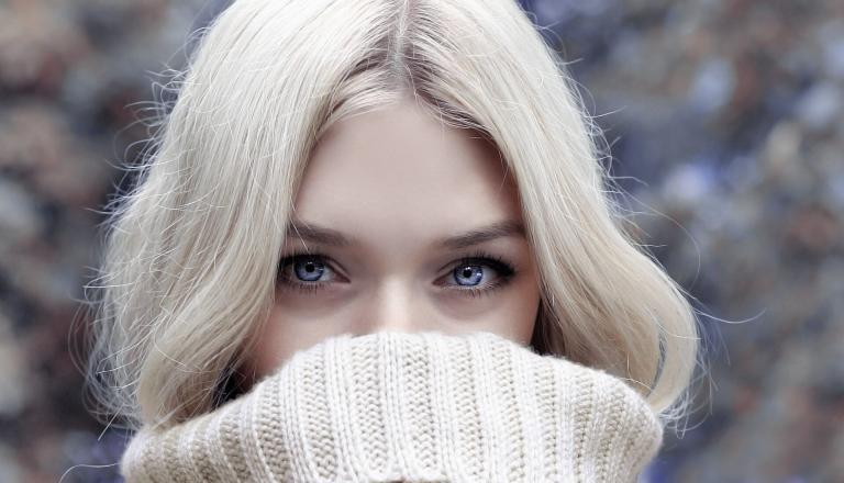 Femmes Balance : Charisme, Équilibre et Esthétisme dans la Vie et l’Amour