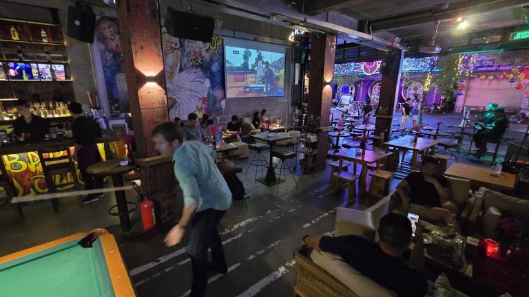 Bar musical Pub The Hide Away à Saigon, votre havre de paix au cœur de la ville